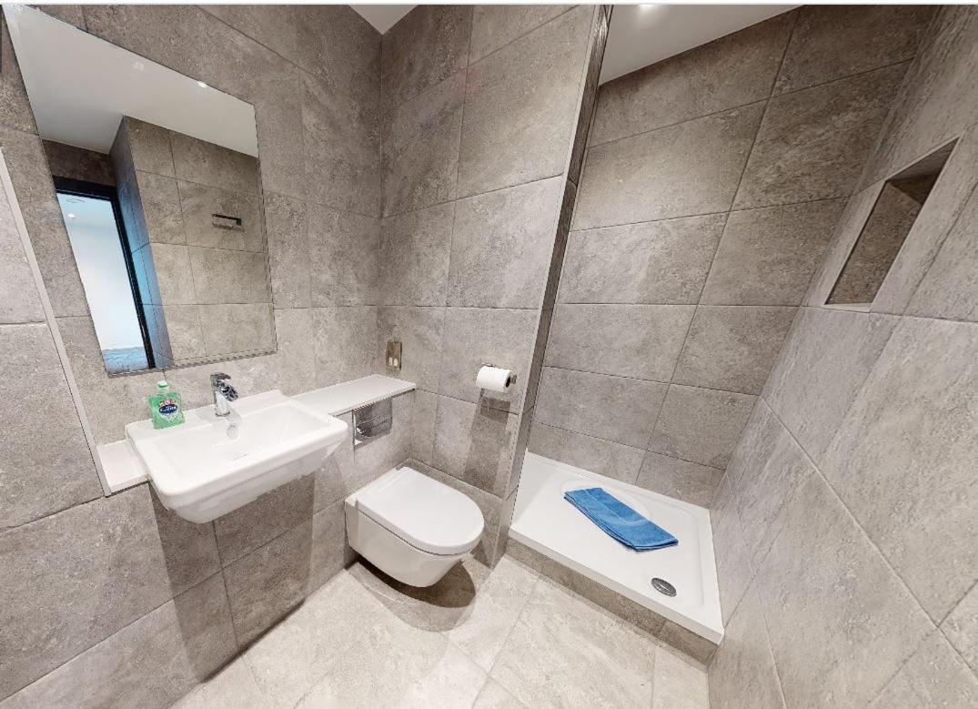 4 The View Apartments Ilfracombe - Seafront, Parking, Lift, Ev 外观 照片