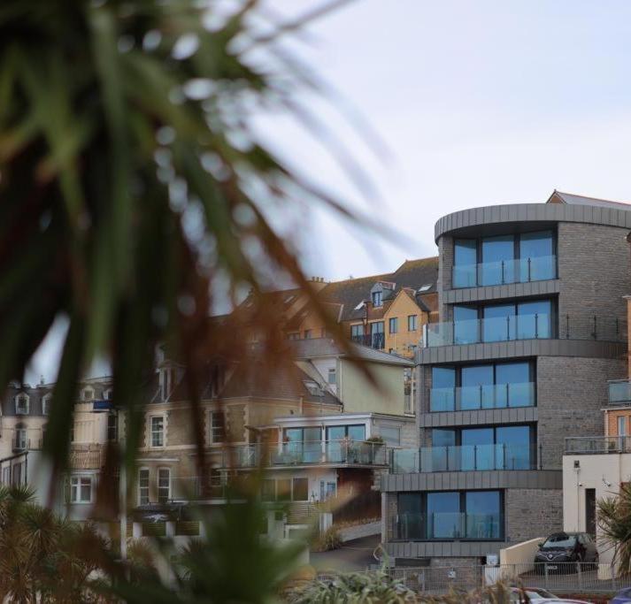 4 The View Apartments Ilfracombe - Seafront, Parking, Lift, Ev 外观 照片
