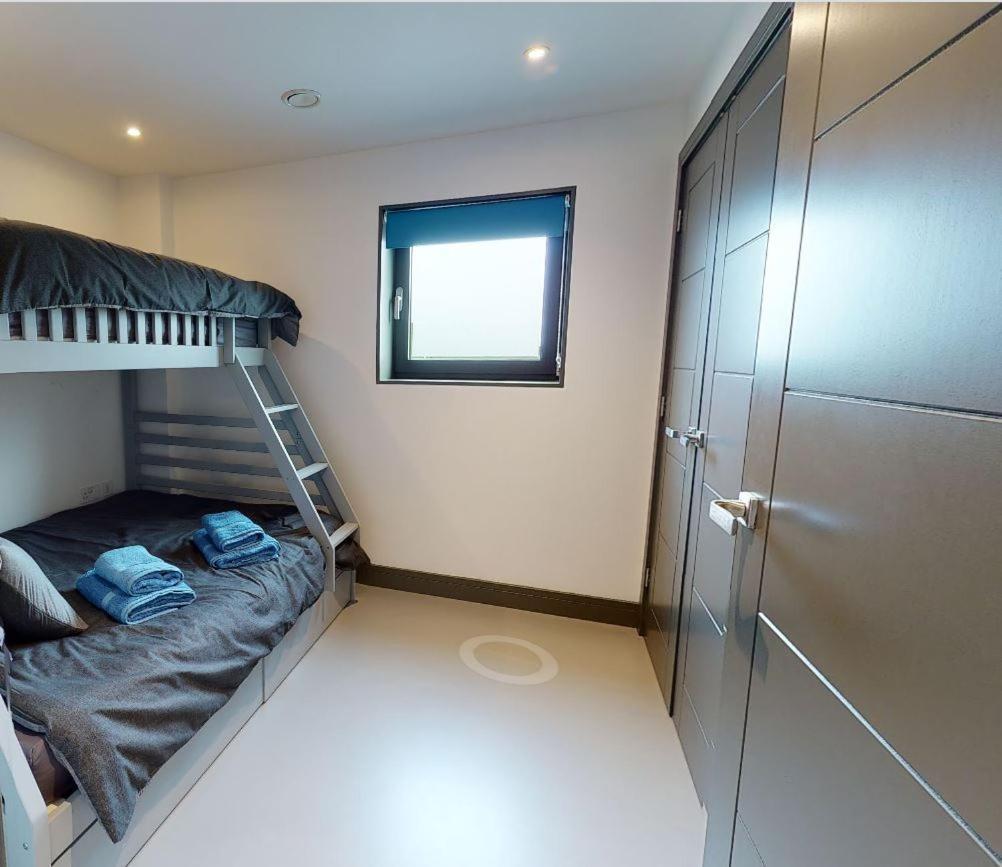 4 The View Apartments Ilfracombe - Seafront, Parking, Lift, Ev 外观 照片