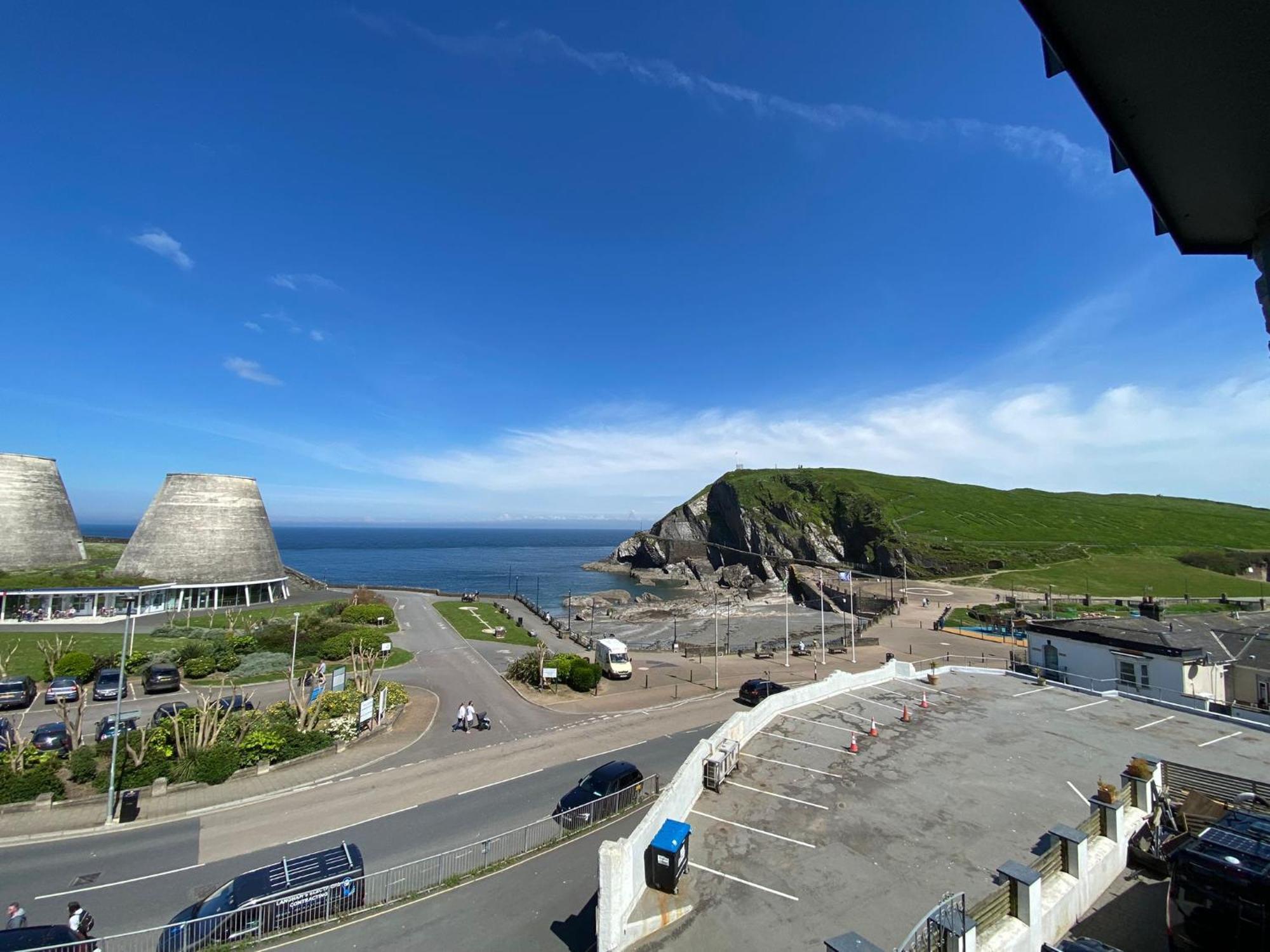 4 The View Apartments Ilfracombe - Seafront, Parking, Lift, Ev 外观 照片