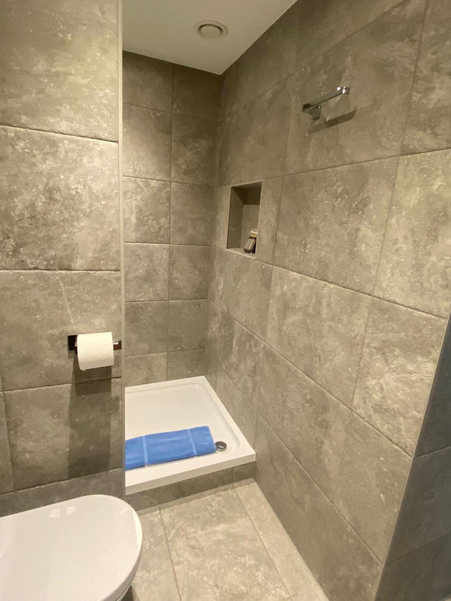 4 The View Apartments Ilfracombe - Seafront, Parking, Lift, Ev 外观 照片