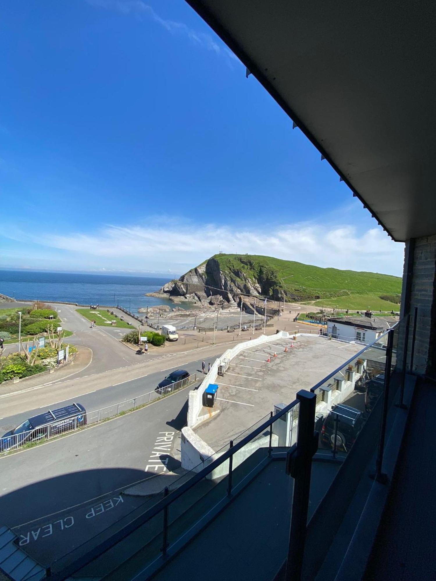 4 The View Apartments Ilfracombe - Seafront, Parking, Lift, Ev 外观 照片