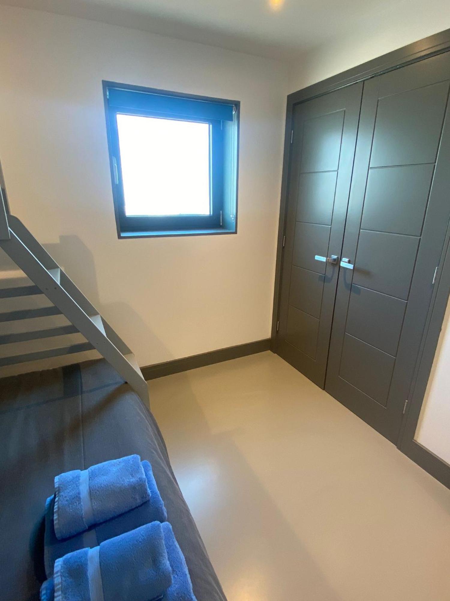 4 The View Apartments Ilfracombe - Seafront, Parking, Lift, Ev 外观 照片