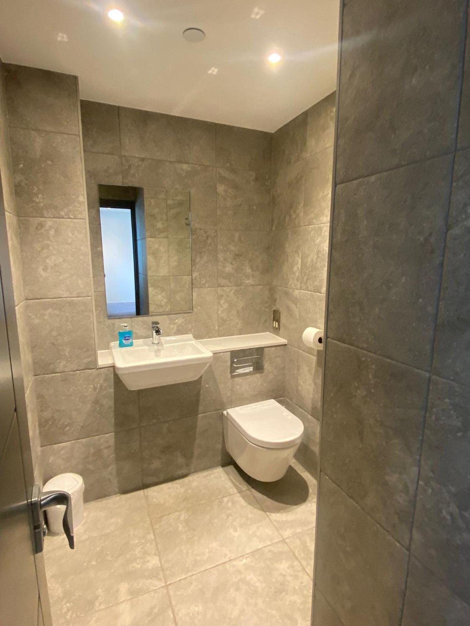 4 The View Apartments Ilfracombe - Seafront, Parking, Lift, Ev 外观 照片